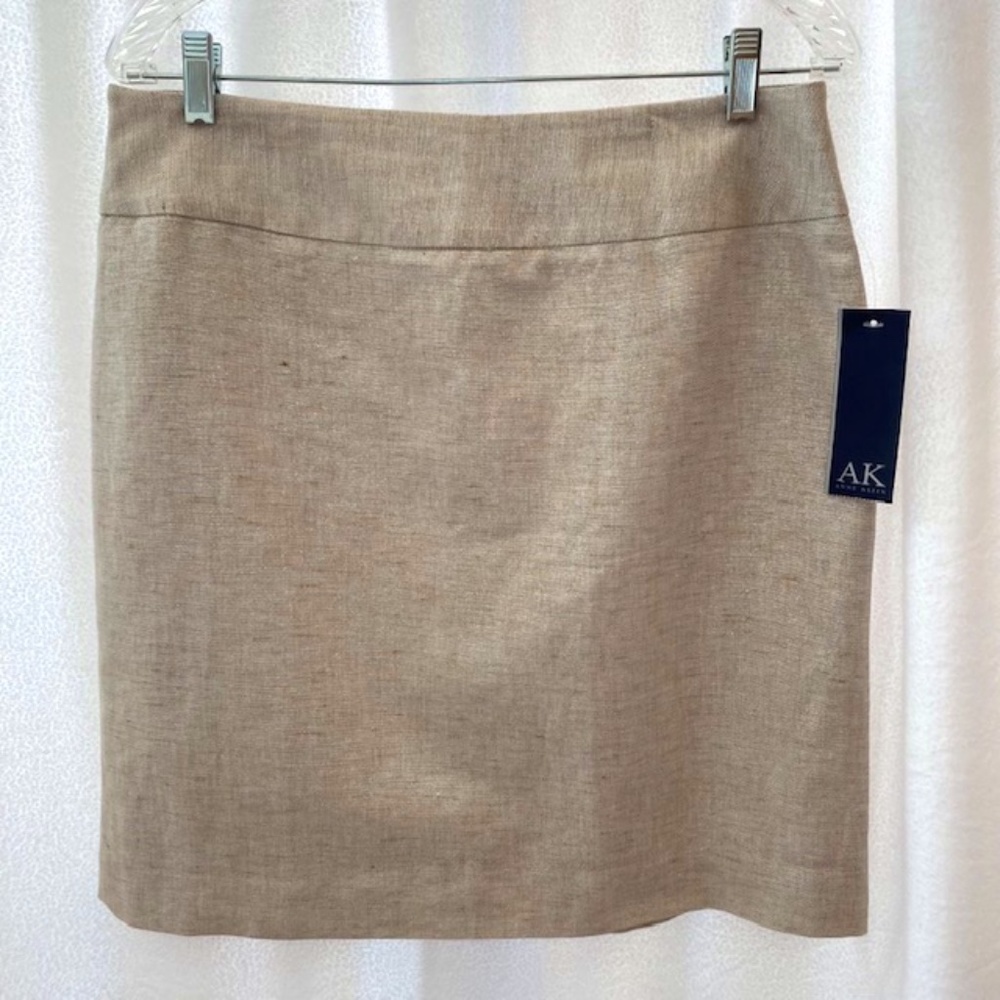 Anne Klein Beige Skirt Size 10 NWT